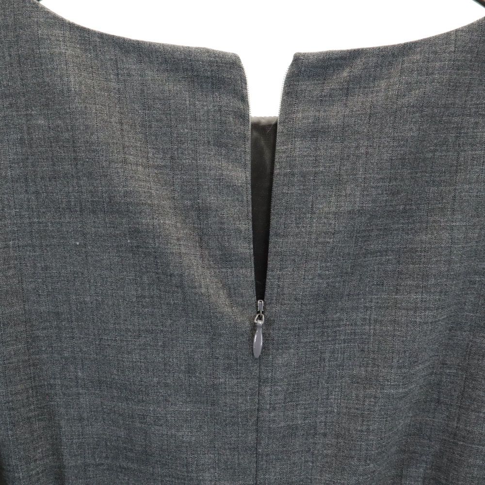 Giorgio Armani Сделано в Италии Рукав три четверти Платье до колена серое Женское Б/у