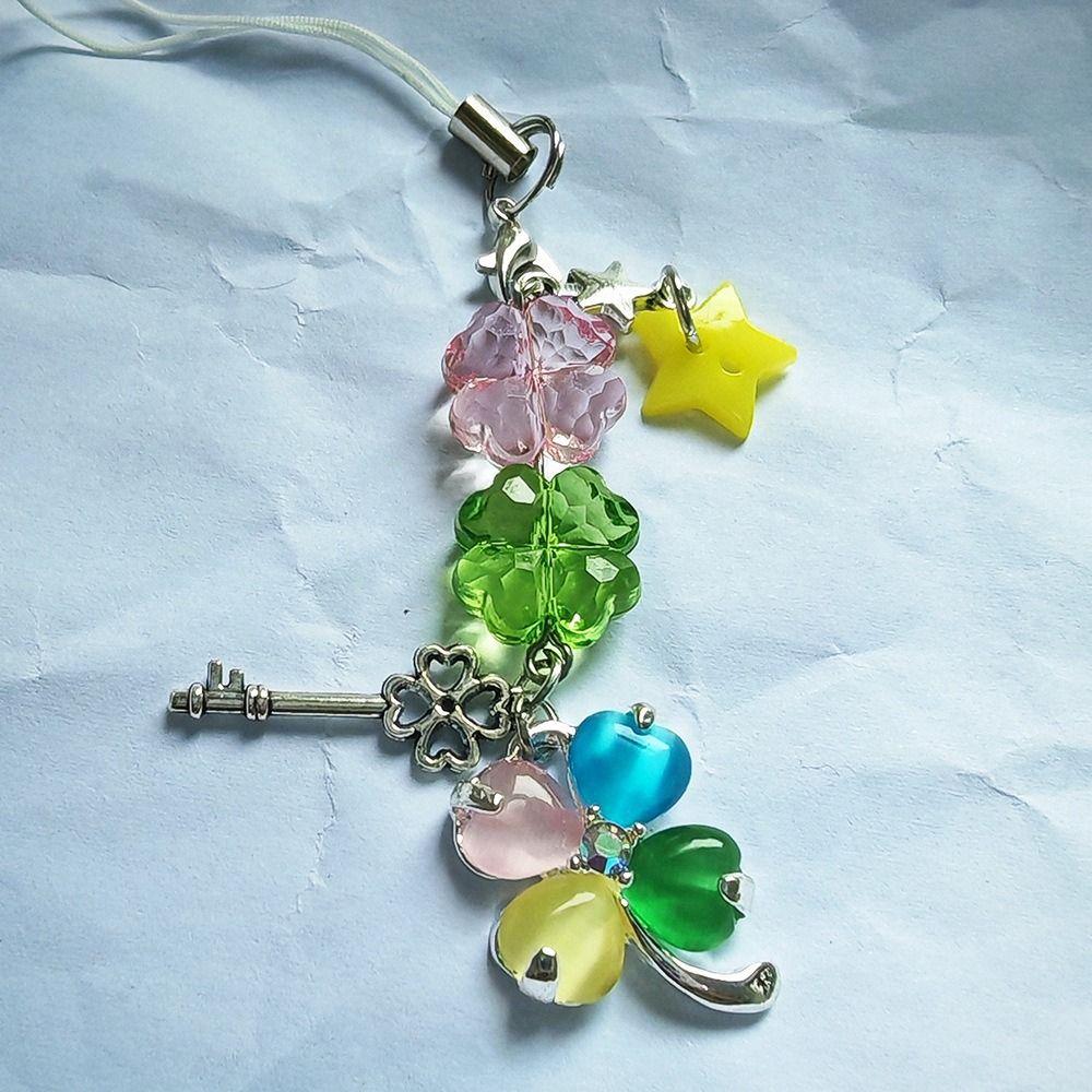 Четырехлистная цепочка для телефона с бусинами, красочный брелок, подвеска в виде листьев клевера, подвесное украшение