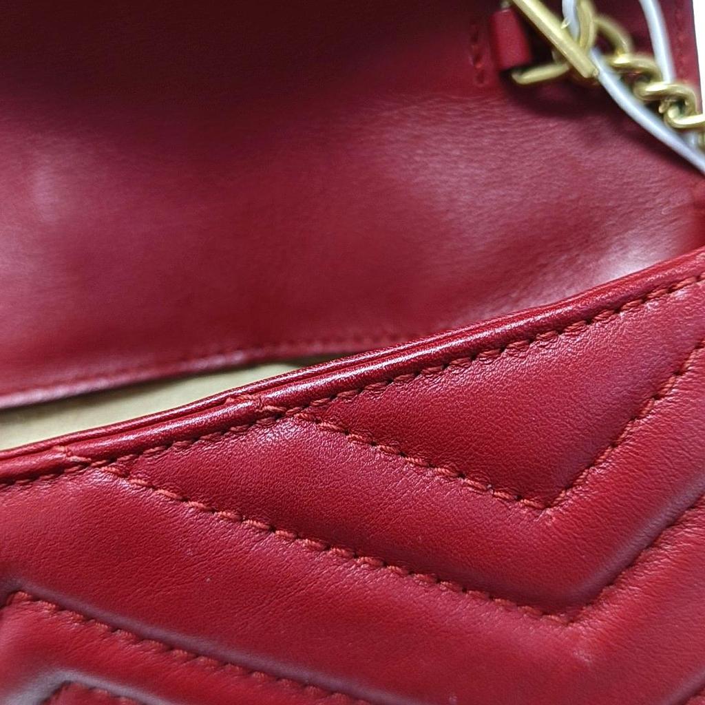 [Pre-Owned] GG Marmont Vintage Metal Logo Quilted Leather Mini Shoulder Bag - Very Good #1D9UVAO