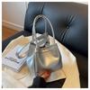 New High-end and Good-looking Birthday Gift Bag for Women, Shoulder Bag, Crossbody Bag, Fashionable, Simple and Versatile
