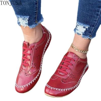 Новые европейские и американские модные одинарные туфли с круглой головкой и вышивкой, повседневная женская обувь с мягкой подошвой и мягкой поверхностью