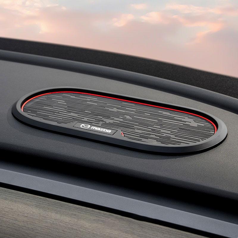 Car Dashboard Sticky Pad non Slip Grip Sticky Pad Multifunctional Storage Mat for Mazda 3 bk bl 323 Axela Atenza CX-3 CX-4 CX5 FF10