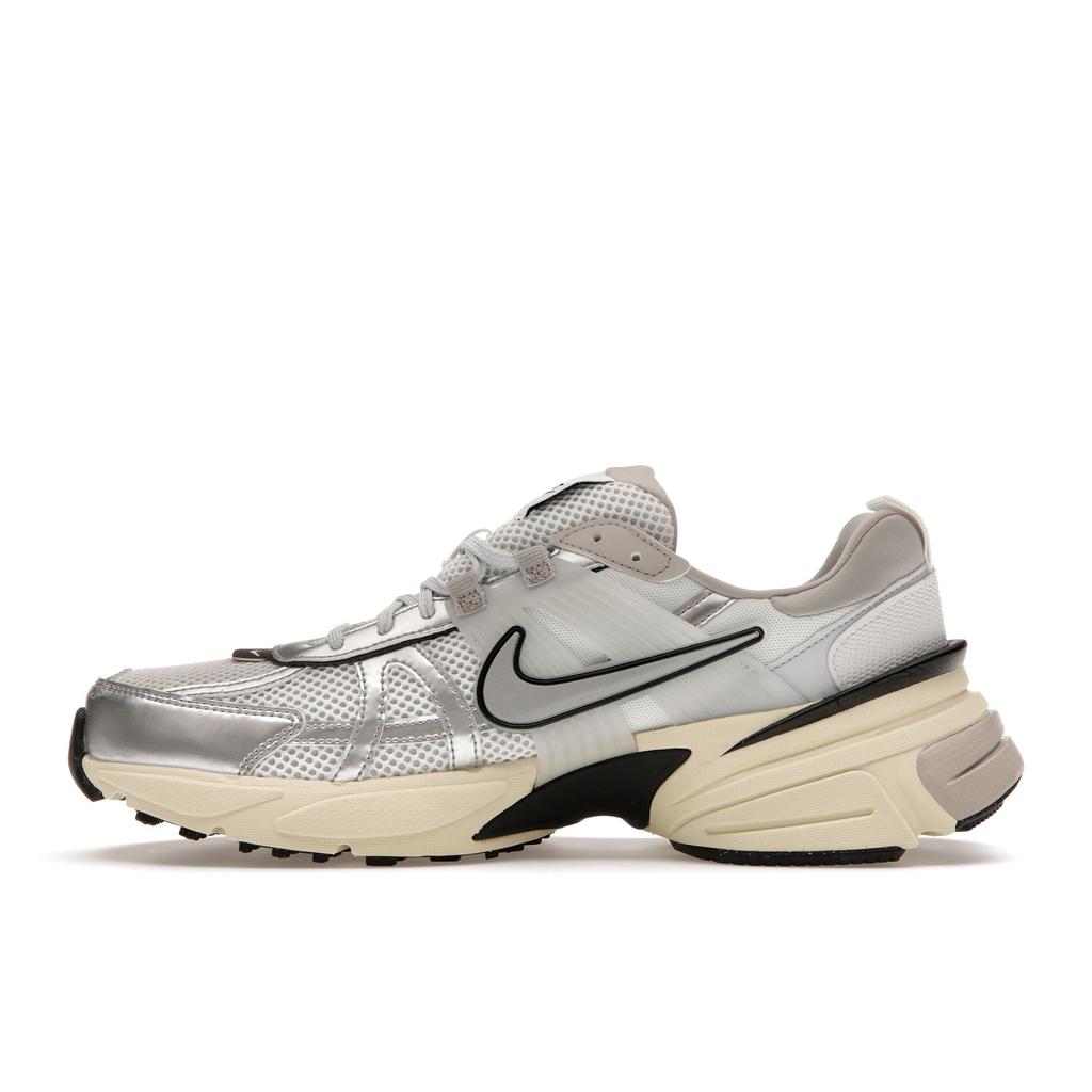 Nike V2K Run Summit White Women Sneakers Pure-Platinum Light-Iron-Ore Metallic-Silver FD0736-100