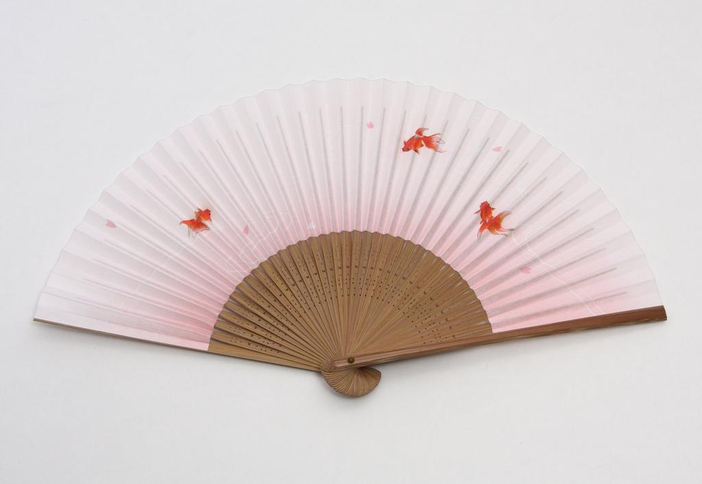 Сумка-веер Kyoto Kyoto Craftsman из дерева с резьбой поставляется в косметической коробке [Hasegawa] Веер, золотая рыбка, ручная работа, веер, в комплекте,