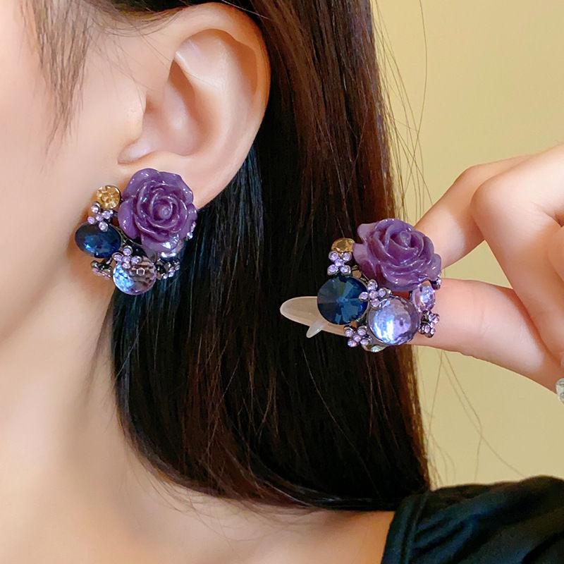 Серьги-кисточки с цветком, инкрустированным бриллиантами 'Серебряная игла' - Элегантные и модные серьги-пусеты высокого класса с уникальным дизайном