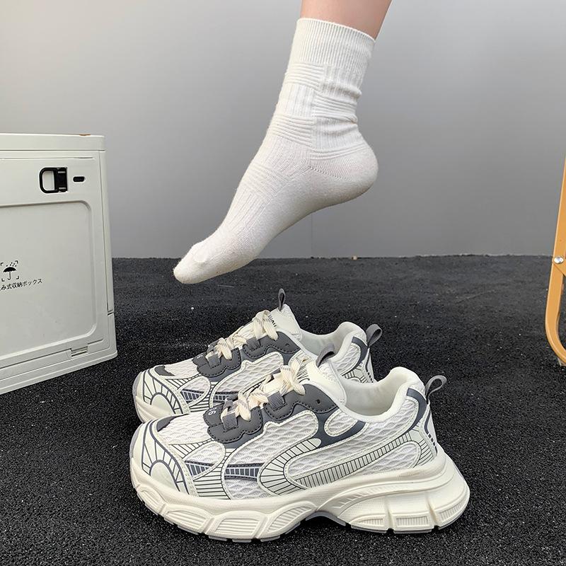 Европейская станция 2025 весна и лето новая сверхлегкая дышащая спортивная и повседневная обувь на мягкой подошве, ультра-огненные кроссовки на толстой подошве в стиле «папа» Париж женские