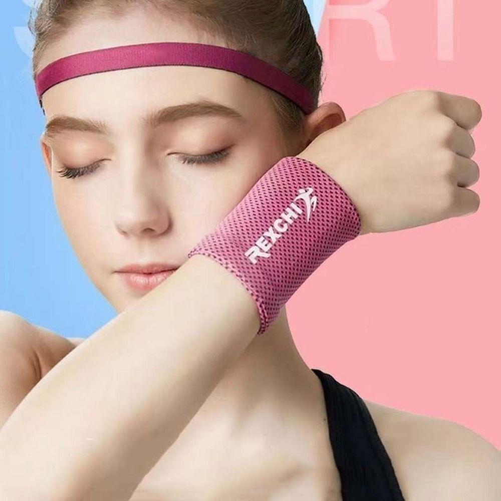 Ice Silk Polyester Ice Cooling Wristbands Elastic Wrist Sleeve New Sport Wristbands Running Gym