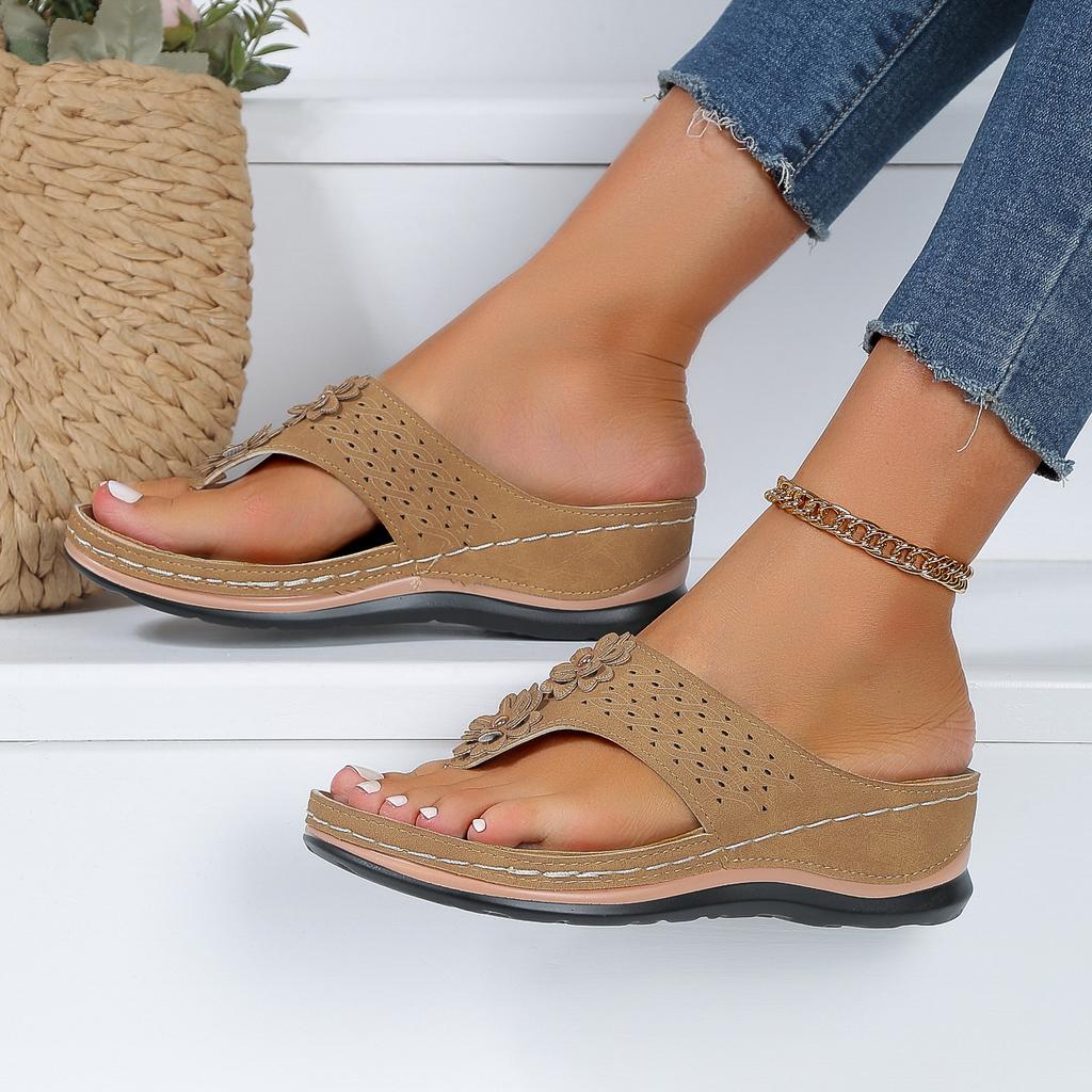 Большие размеры тапочки на толстой подошве женские новые цветочные модные шлепанцы на плоской подошве сандалии большого размера