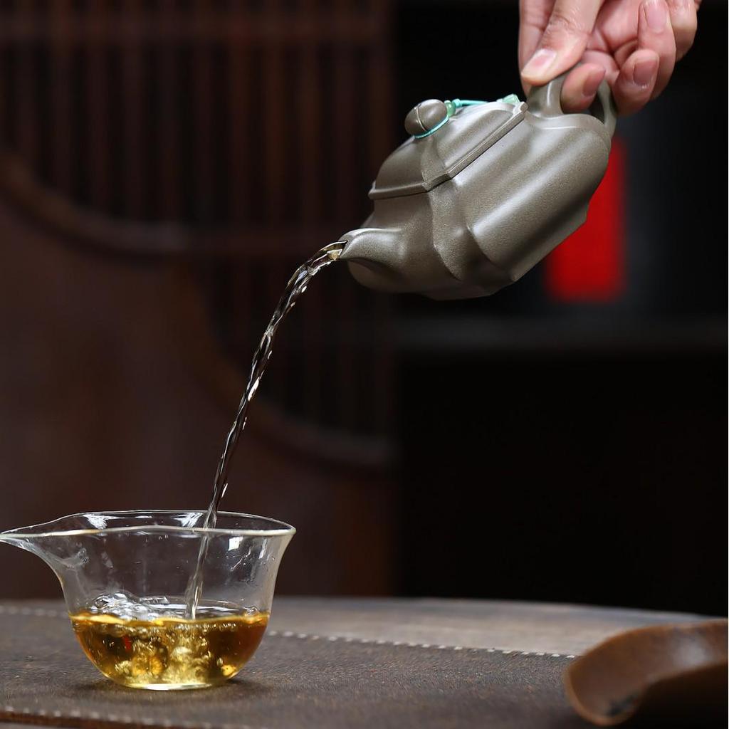 Yixing Zisha Qinghui Duan Clay Artisan Teapot - Handmade Square Cloud Steps Design High-End Tea Brewing Set