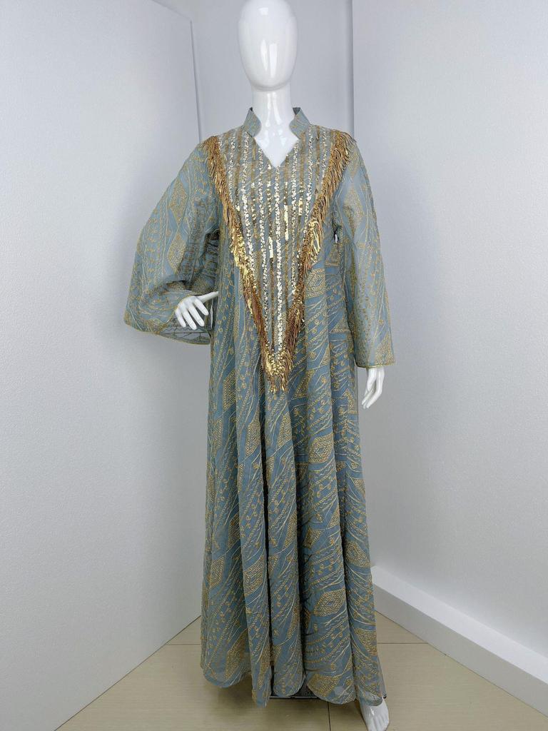 Elegant Arabic Evening Dress with Tulle & Sequin Embroidery