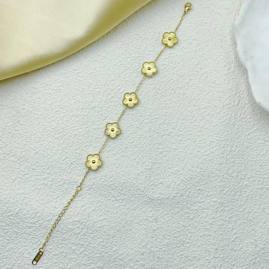 Five Leaf Flower Luxury Bracelet for Women Gold Color Charm Bracelets Jewellery Clover Fashion Zircon Gifts