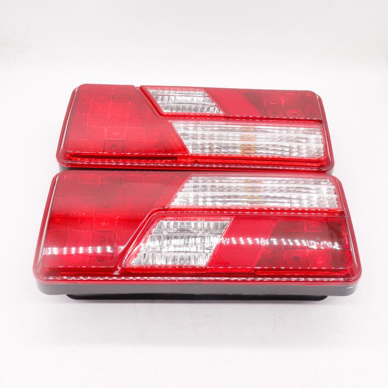 Задний фонарь Jiangling Kai Rui N800 в сборе с тормозным, задним ходовым, поворотником и габаритными огнями