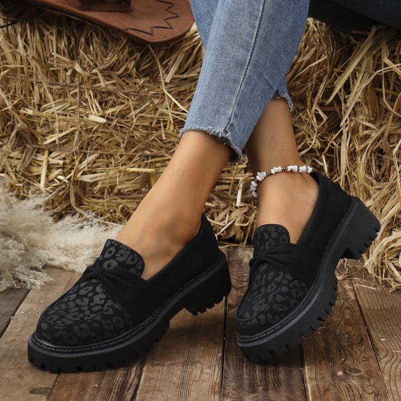 Fashion Large Size Women's Loafers Autumn Winter Fashion Leopard Leather Shoes Comfortable Height Increase Outdoor Non Slip Casual Shoes