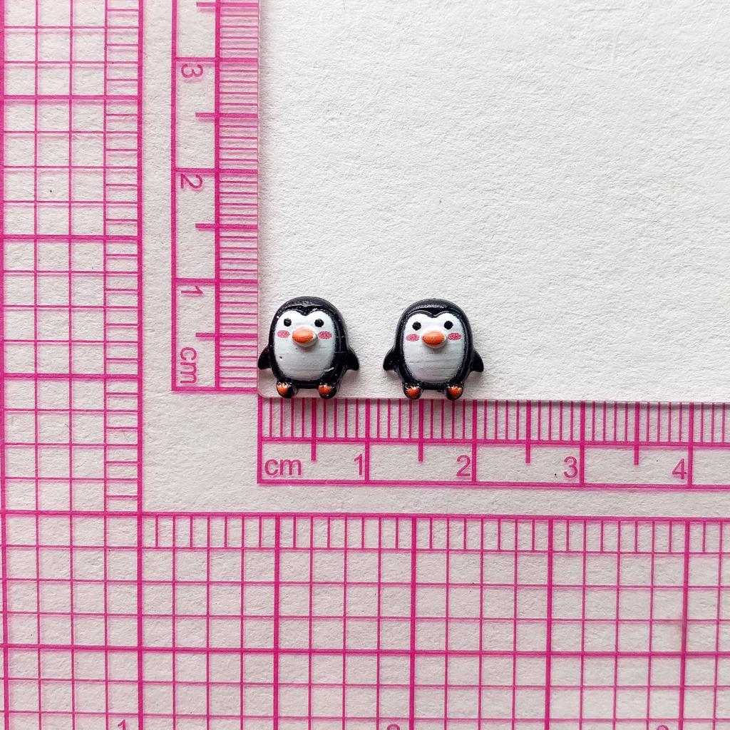 Cute 9mm Resin Mini Penguin Series Flat Back Stone Figurines DIY Wedding Scrapbook Manicure Accessories nail art decorations