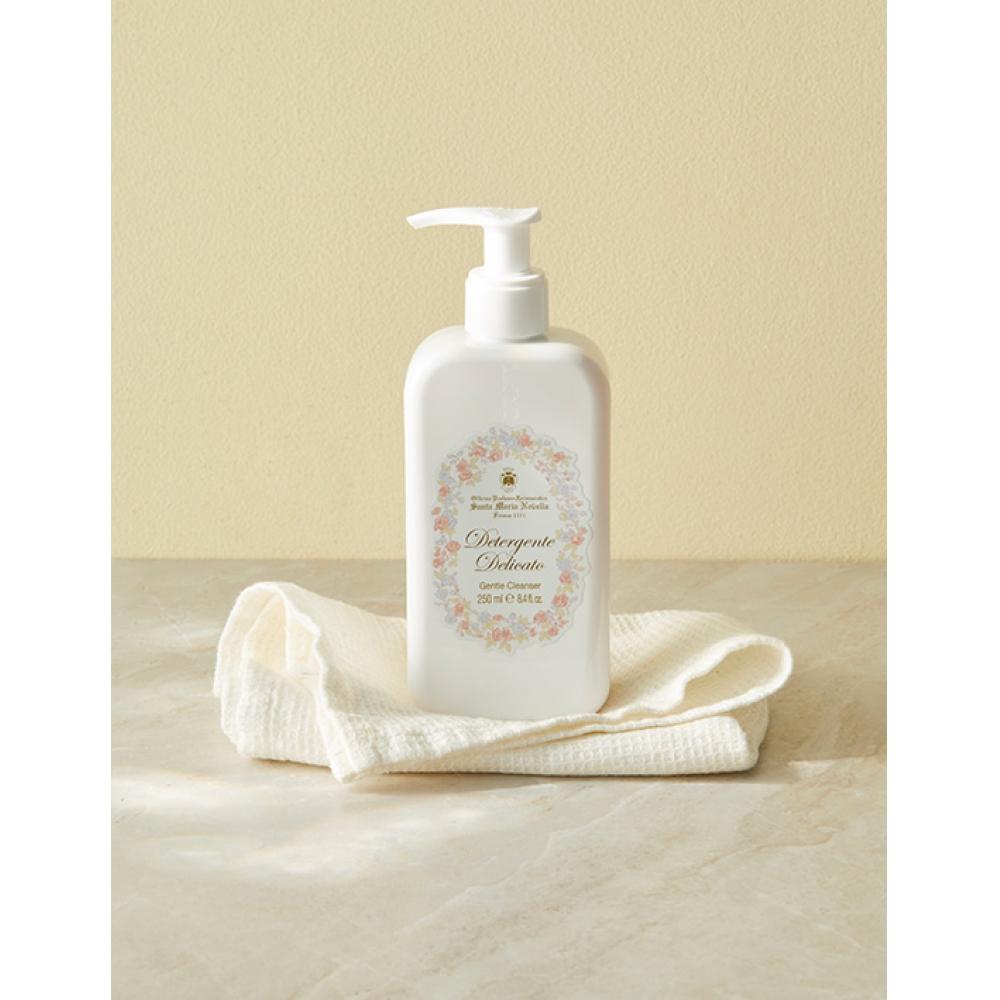 Santa Maria Novella Мягкое моющее средство 250 мл Детское Детское Средство для мытья тела и волос