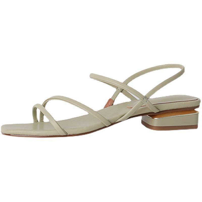 2025 лето новые простые квадратные босоножки с тонким ремешком женские с плоской подошвой одно слово с открытым носком римские туфли женские