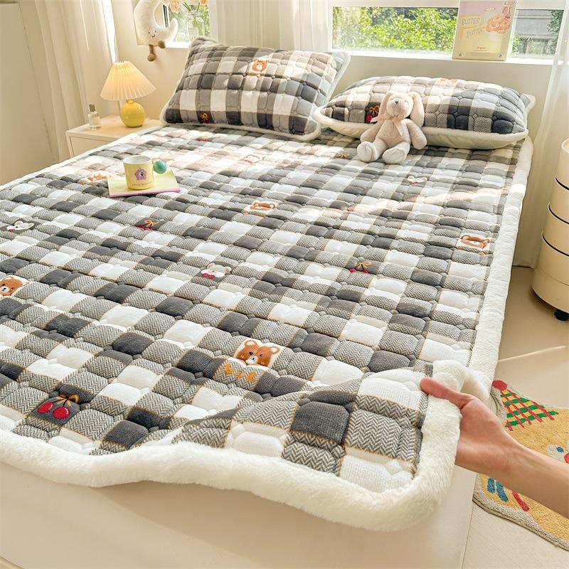 Матрас-подушка из молочного бархата для домашнего использования, зимний коралловый бархатный матрас для тепла и утолщения