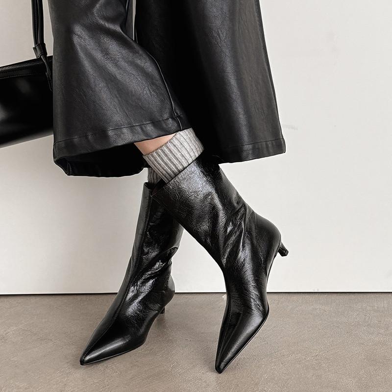 Модные новые осенне-зимние женские ботинки из натуральной кожи, туфли с острым носком для женщин, модные ботинки на среднем каблуке, ботинки до середины икры, обувь универсальная