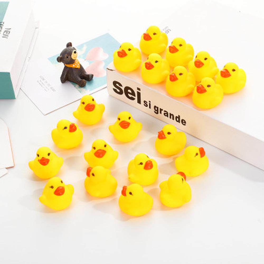 10/20 Мини Желтая резиновая уточка для купания Игрушка для ванны Пищащая водная игра Веселье для маленьких детей