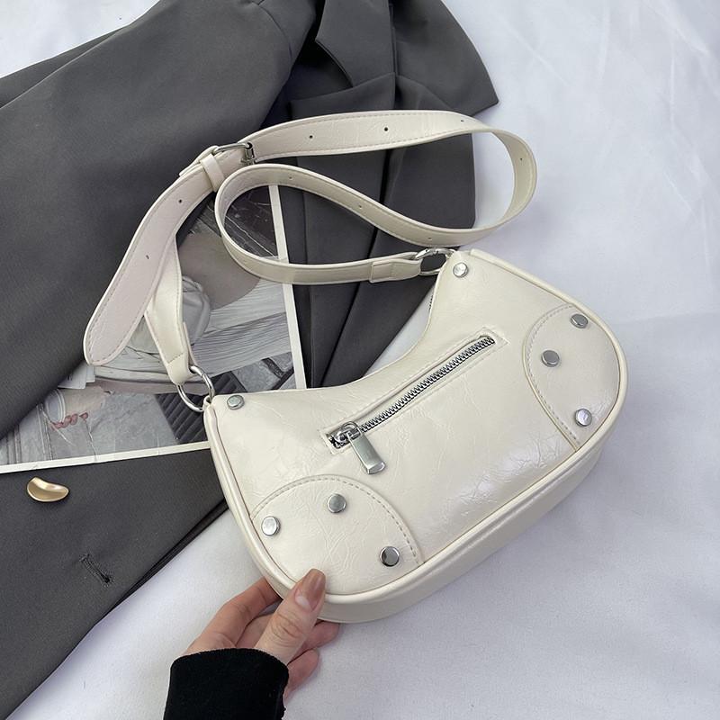 Stylish Vintage Crescent Bag For Women With Soft Pu Material And Trendy Colors