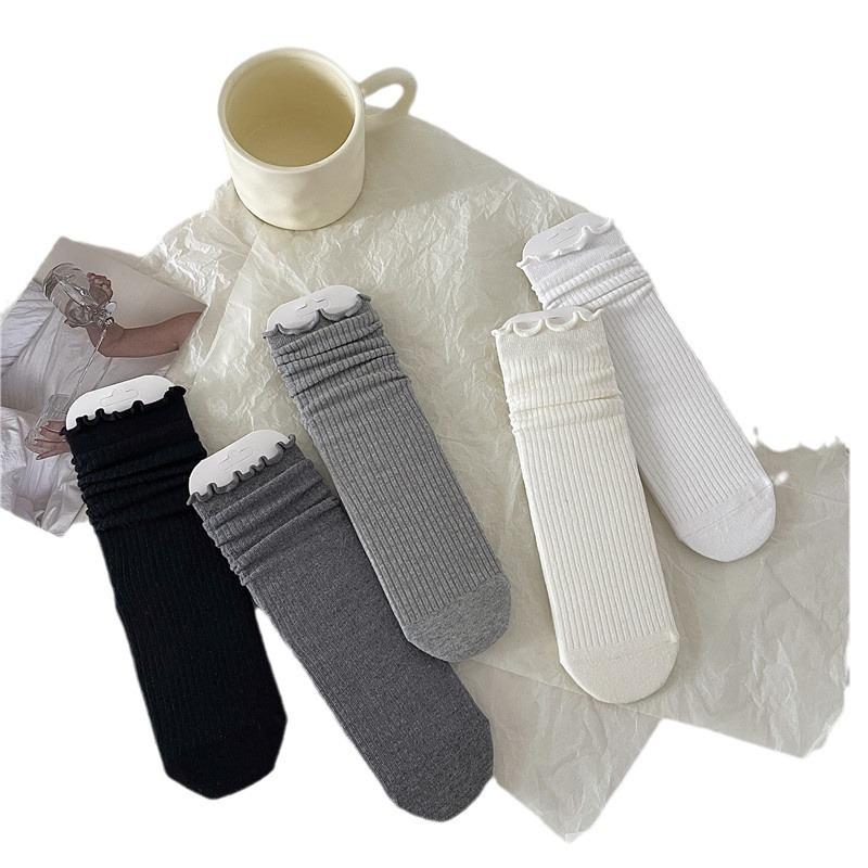 Женские ребристые белые и серые носки с кружевной отделкой - модный стиль Miu