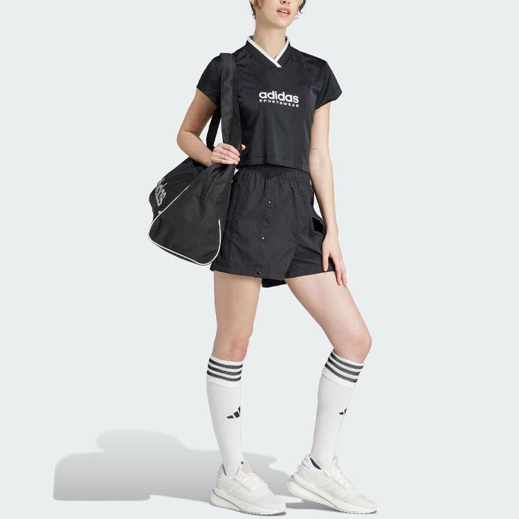 adidas Шорты на кнопках Tiro с монохромным логотипом и эластичной резинкой на талии. Черные женские шорты IB4757