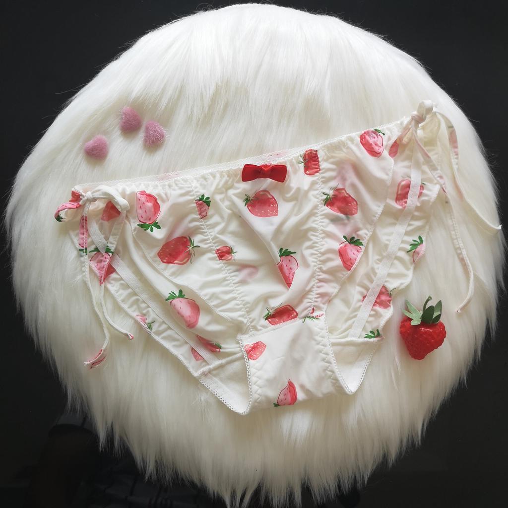 Женские трусики,в ассортименте