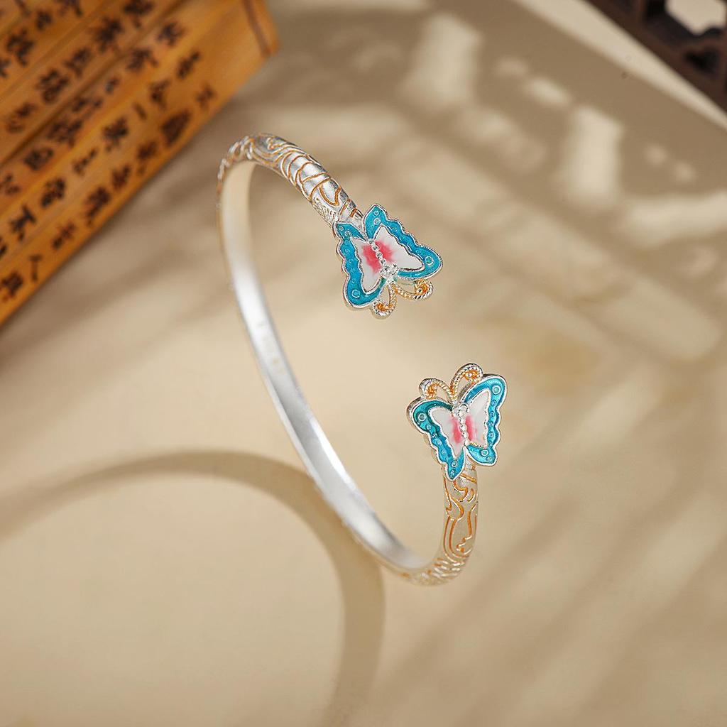 Антикварный французский браслет из перегородчатой эмали с бабочками, посеребренная белая медь, со сценами и эксклюзивным узором из завитков