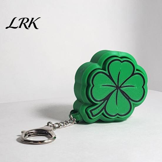 Four-leaf Clover Keychain Pendant, Stress Relief Toy with Hanging Buckle, Aromatherapy Smooth Structure Four-Leaf Shape Key Holder for Good