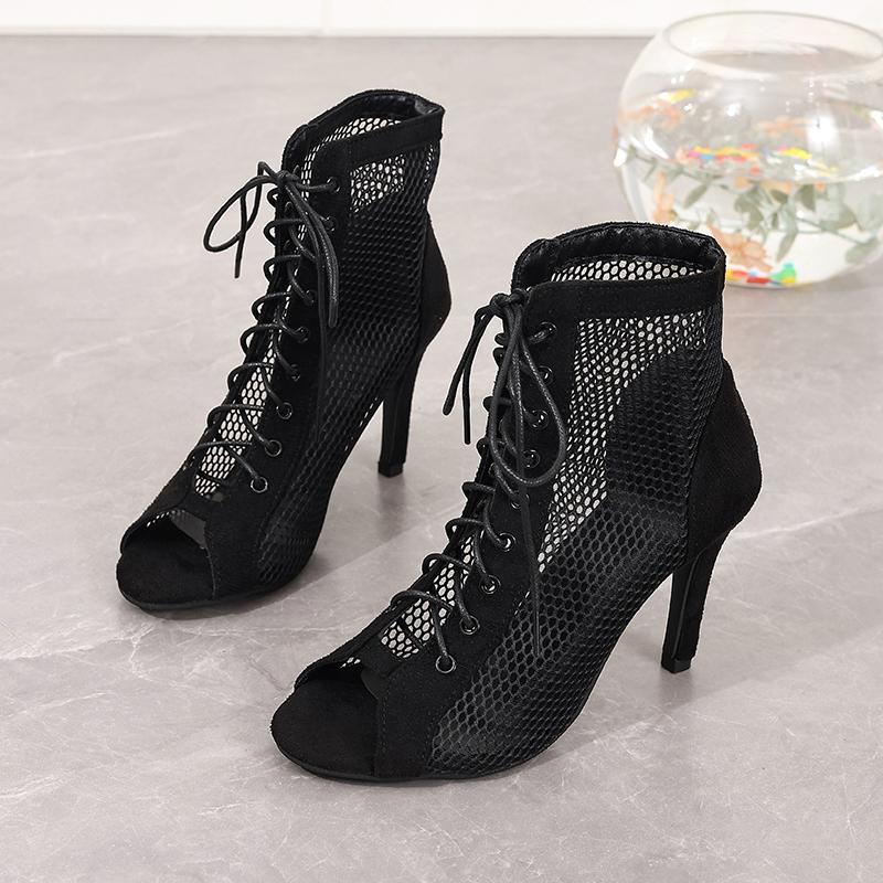 Сексуальные босоножки на высоком каблуке, женская обувь, туфли-лодочки, новый модный показ, черные повседневные сетчатые сандалии с перекрестным ремешком из сетчатой ​​ткани на шнуровке с открытым носком