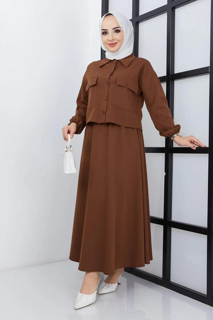 Женский хиджаб с карманом на пуговицах и эластичной расклешенной юбкой с манжетами