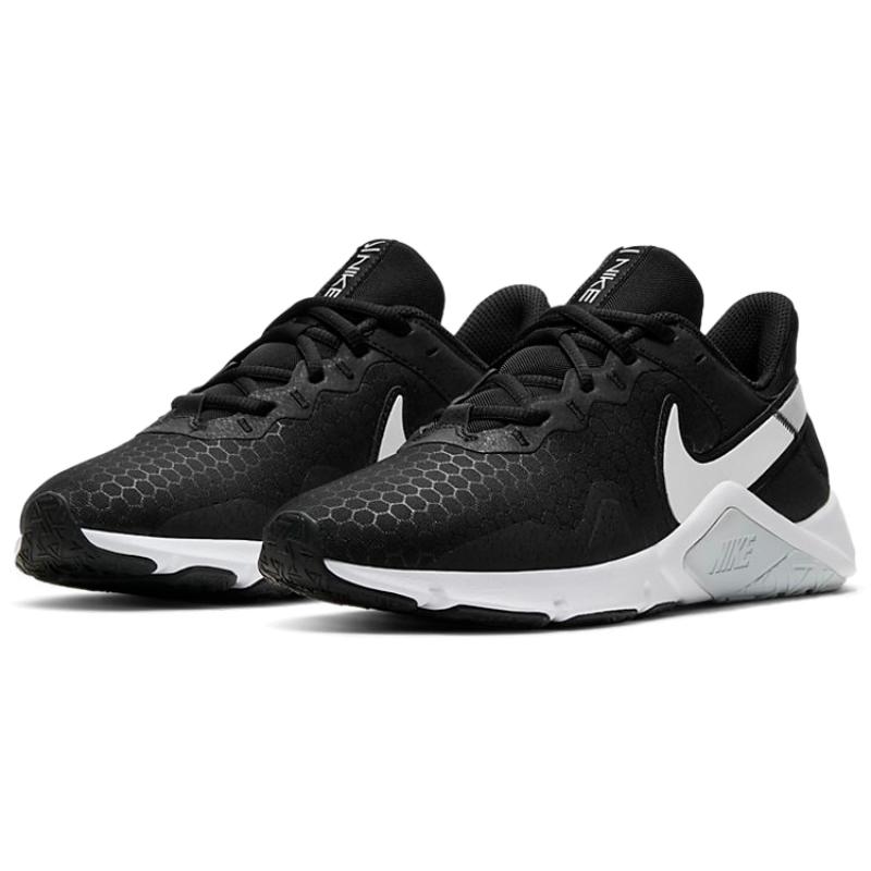 Nike Женские тренировочные футбольные бутсы Legend Essential 2 Черно-белые CQ9545-001