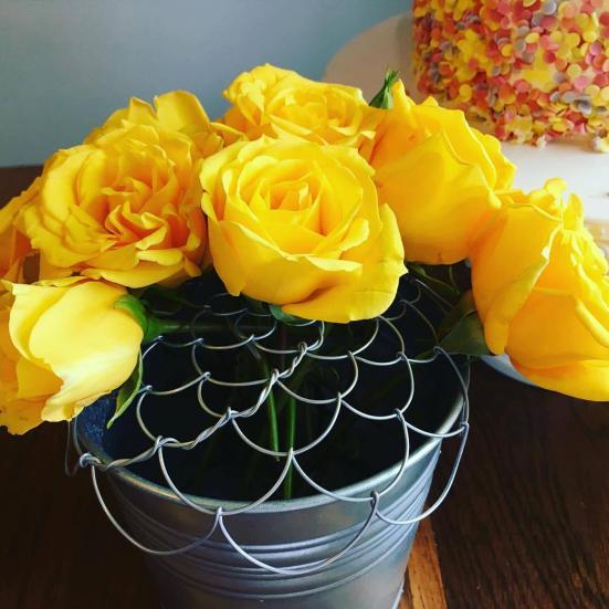 Floral Grid Organizer Stainless Steel 4" 5" 6" Flower Frog Wire Floral Arrangement Grid for Vases Bouquets Dining Table Decoration