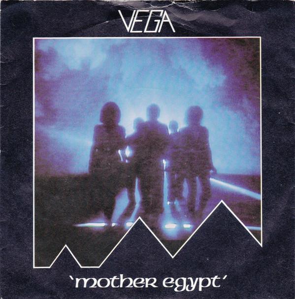 7-дюймовая пластинка VEGA Mother Egypt RBUS77 Red Bus Records 1983 Великобритания Танцевальная Электроника Б/у