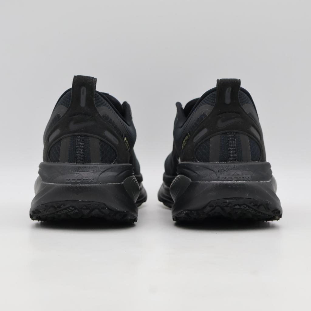 HQ7001-001 Nike Vomero 18 GORE-TEX Черный Антрацит (Мужской)