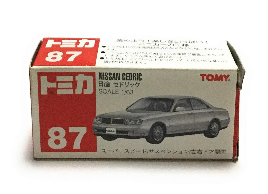 Tomica 87 Nissan Cedric Silver 1/63