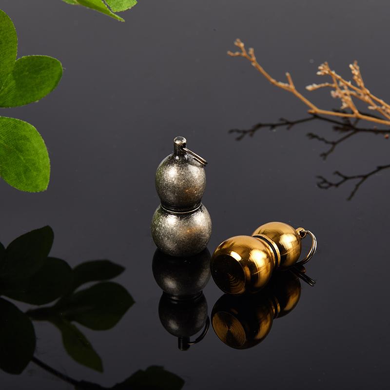 Mini Gourd Grinding Wheel Kerosene Lighter Creative Small Gourd Lighter Cigarette Accessories Mens Gadgets