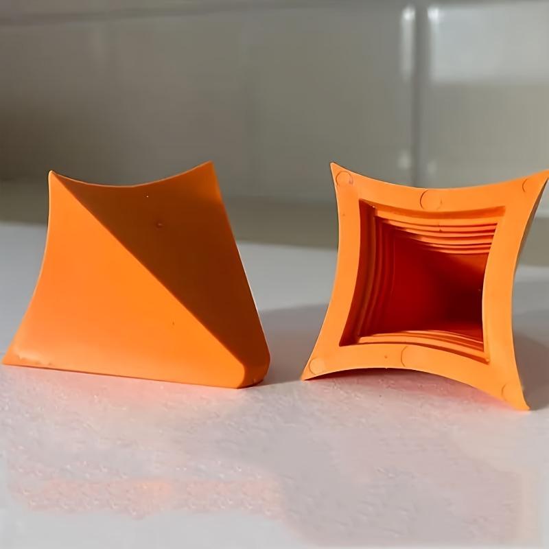 2PCS Silicone Caulking Tool Reusable Caulk Finishing Tool Caulk Smoothing Tool Caulking Applicator for Kitchen Bathroom Joint