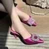 Модные женские мюли со стразами и острым носком 2024 года, летние шелковые босоножки на каблуках, роскошные сексуальные туфли на тонком каблуке для вечеринок, женские тапочки с открытой пяткой