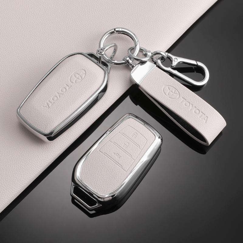 Кожаный чехол-брелок для автомобильного ключа для Toyota RAV4 Crown Hilux Fortuner Yaris Prius Corolla Camry Land Cruiser Avensis Verso Prado C