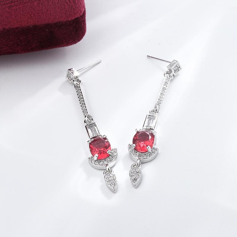 2024 Baguette Oval Ruby Full Diamond Long Tassel Stud Earrings for Women Zircon Plated Valentine Gift Jewelry