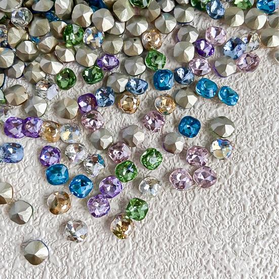 Изысканное украшение для ногтей Easy Paste Mini Decoration