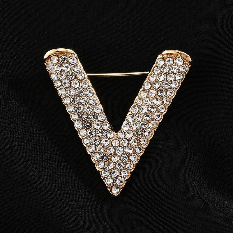 Brooch High-End Niche Silk Scarf Buckle Alloy Diamond Coat Pearl Corsage Pin Accessories