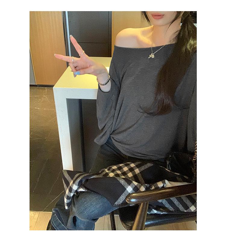 Petite Asymmetrical Off-Shoulder Batwing Sleeve Cropped Top for Women - Spring 2026 Arrival