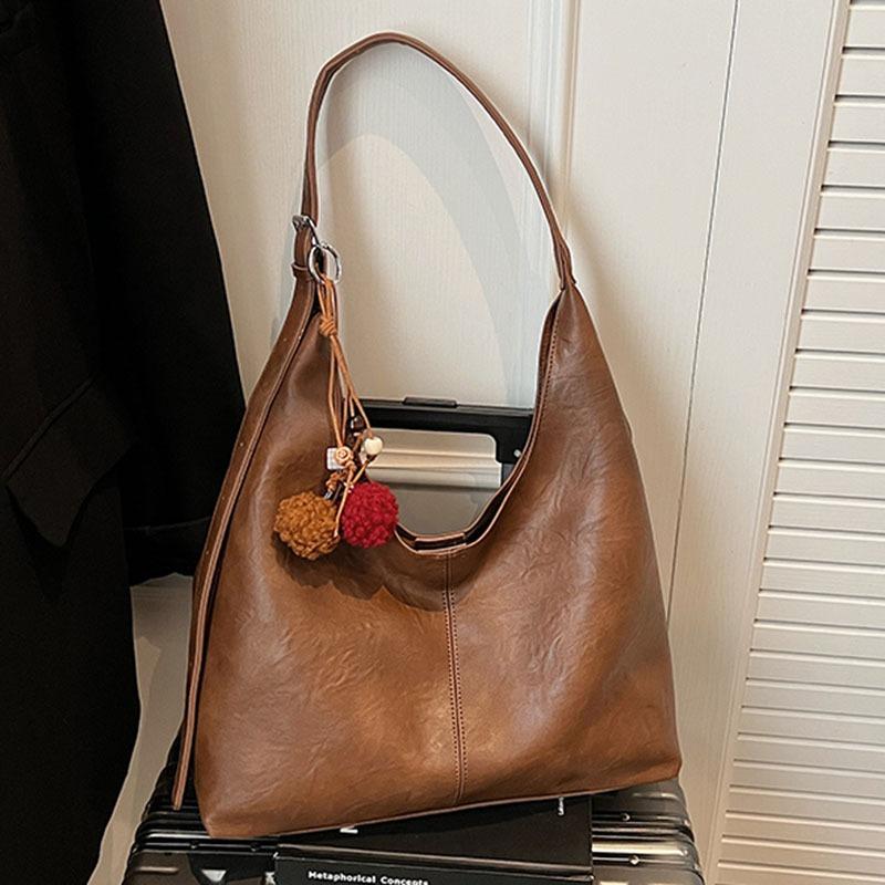 Сумка большой вместимости женская осенняя универсальная новая модная на плечо мессенджер популярная ретро сумка-тоут