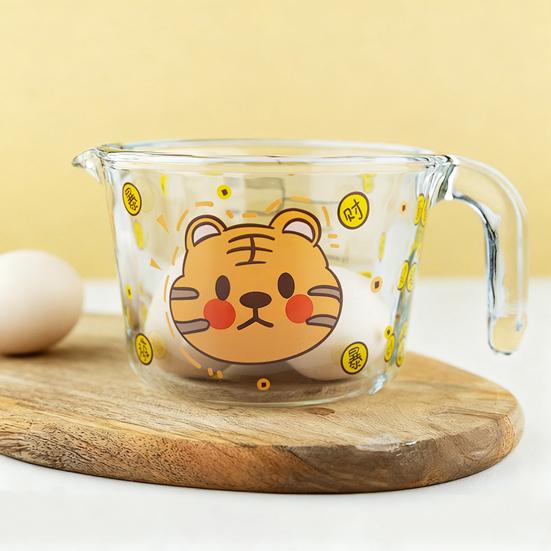 Glass Measuring Cup with Spout 500ml Heat-Resistant Kitchen Measuring Tool Microwave Safe Milk Cup for Kids Breakfast