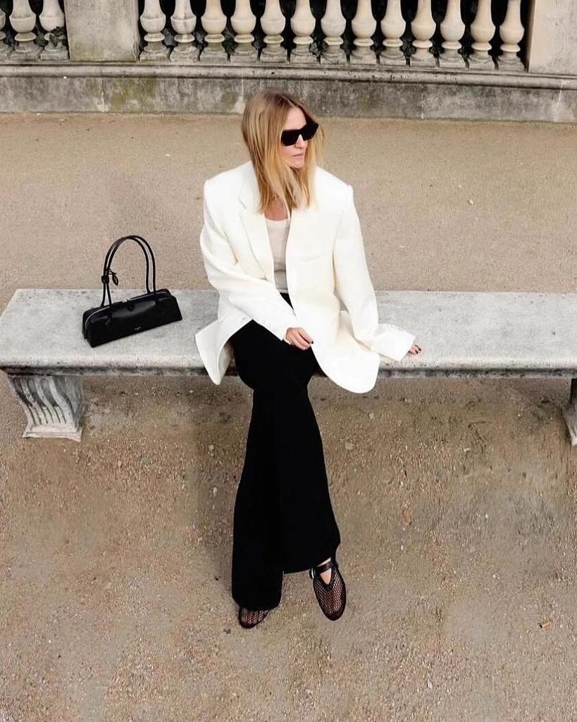 Fashion New Black Round Toe Flat Net Lace Roman Sandals European and American Runway Sexy Short Boots Trendy Women