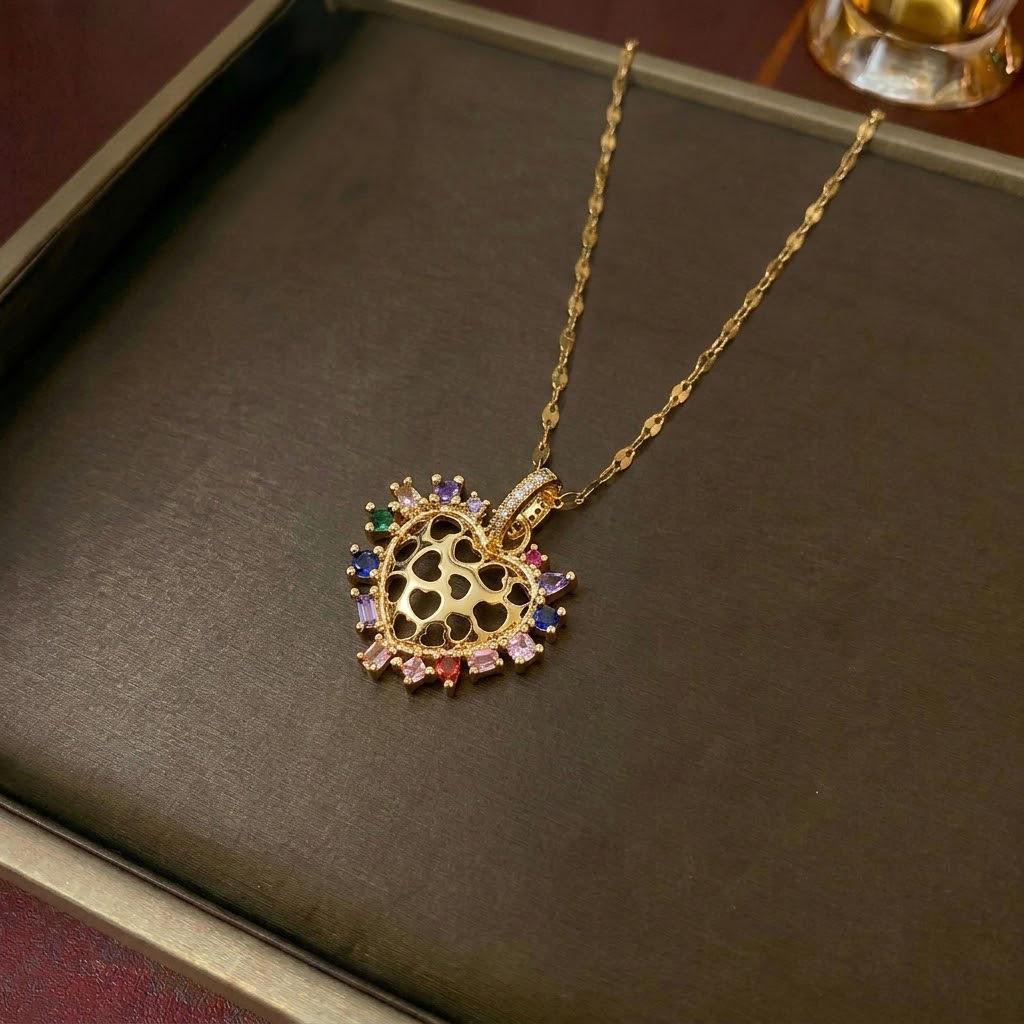 Women's Pink Heart Zircon Pendant Necklace, Japanese Korean Style, Titanium Steel Clavicle Chain