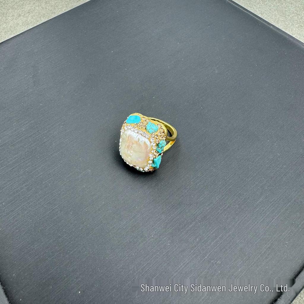 Европейский и американский набор бижутерии в стиле легкой роскоши барокко с чешскими бриллиантами и средневековым необработанным камнем - набор из трех предметов.