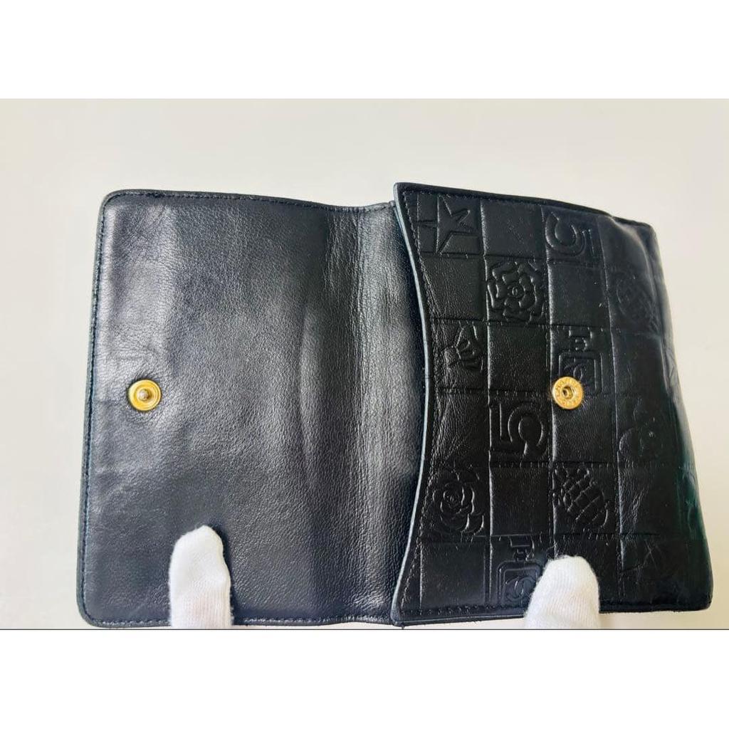 Used CHANEL Chanel Bi-fold Wallet Icon Line Black Double Snap Beautiful Condition